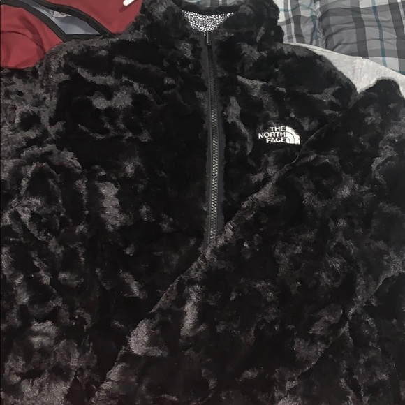 girls north face reversible jacket - Picture 3 of 4